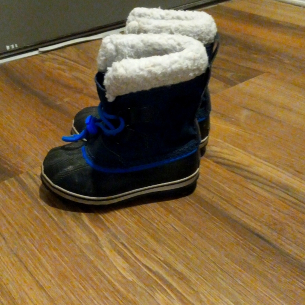 Sorel boys winter boots.